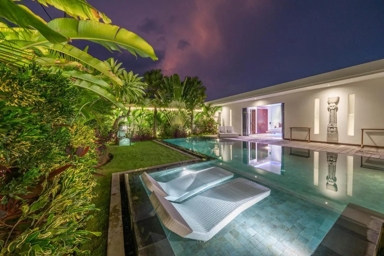 Villa Tira - Elegant 3Br In Central Seminyak Индонезия